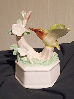 Vintage Music Box Hummingbird And Floral Ceramic Figurine